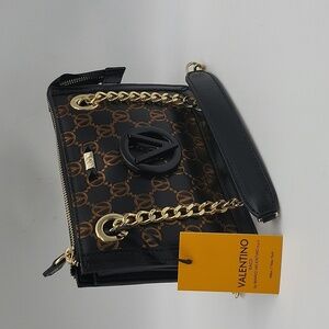 1438- Valentino by Mario Valentino Genuine Italian Leather NWT